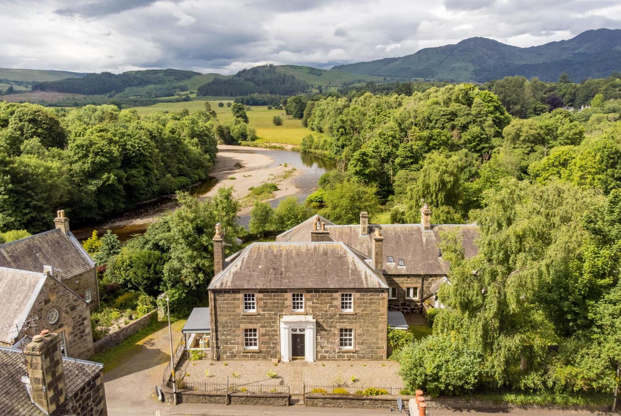Vila Comrie Old Schoolhouse Exteriér fotografie